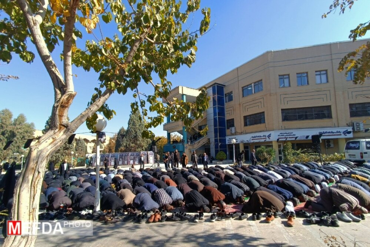 ثبت شکوه وداع با شهیدان گمنام 