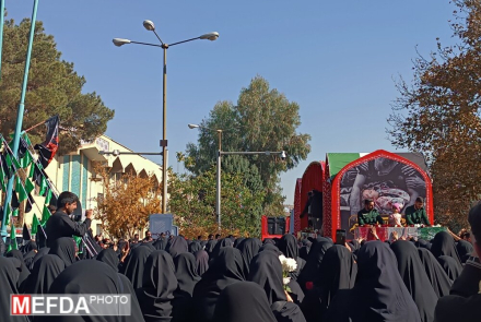 ثبت شکوه وداع با شهیدان گمنام 