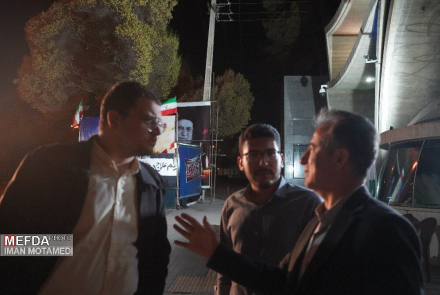 بازدید دکتر شریفی از موکب دانشگاه علوم پزشکی اصفهان در روزهای تجمعی مردمی