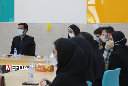 دیدار صمیمانه اعضای شورای صنفی دانشگاه علوم پزشکی اصفهان با معاون فرهنگی و دانشجویی دانشگاه