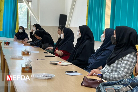 اولین جلسه توجیهی همتایاران سلامت روان در دانشگاه علوم پزشکی اصفهان